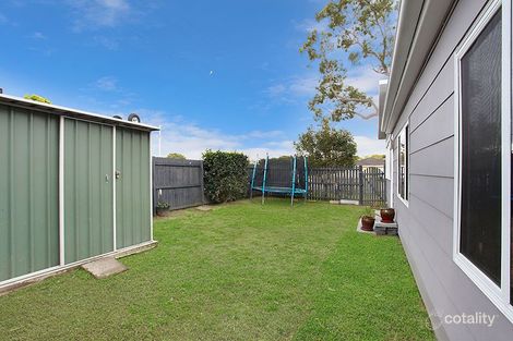 Property photo of 72 Manuka Parade Gorokan NSW 2263