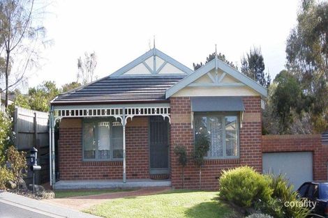 Property photo of 5 Piccadilly Close Greensborough VIC 3088