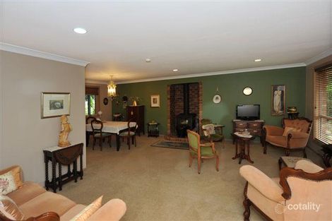 Property photo of 9 Jull Drive Centenary Heights QLD 4350