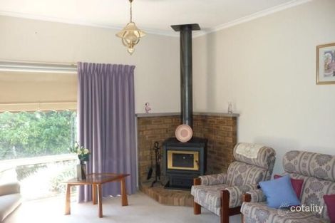 Property photo of 81 Lakeside Drive Lake Tyers Beach VIC 3909