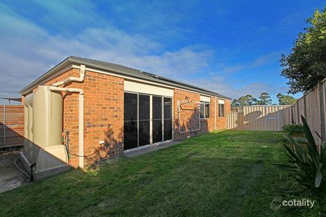 Property photo of 2 Ogle Way Cranbourne North VIC 3977