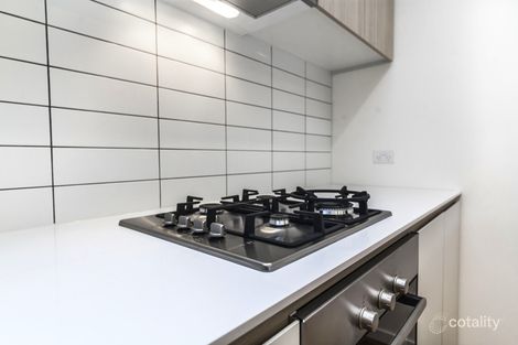 Property photo of 22 Sharp Circuit Mill Park VIC 3082