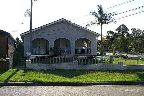 2c Quentin St, Bass Hill, NSW 2197