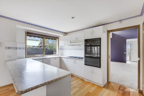 Property photo of 8 Nimrod Rise Chelsea Heights VIC 3196