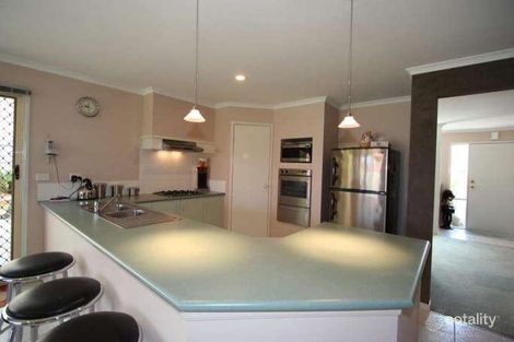 Property photo of 2 Revenue Place Lilydale VIC 3140