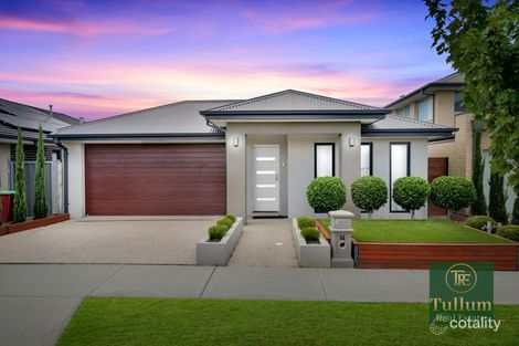 14 Outfield Rd, Clyde, VIC 3978