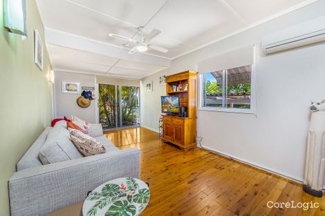 Property photo of 42 Pearl Street Scarborough QLD 4020