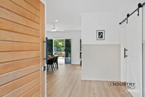 Property photo of 17 Isaac Smith Close Kewarra Beach QLD 4879