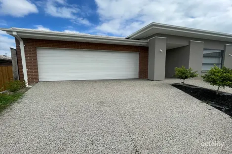 4 Capel St, Nar Nar Goon North, VIC 3812