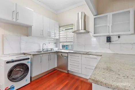 Property photo of 32 Ellis Street Stones Corner QLD 4120