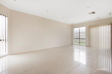 Property photo of 8A Kingsfield Crescent Lynbrook VIC 3975