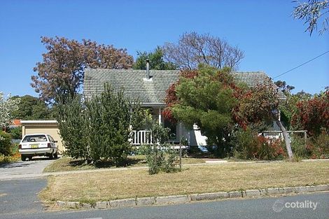 8 Tonkin Rd, Hilton, WA 6163