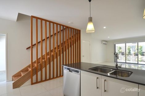 Property photo of 30 Hicks Street Mount Gravatt East QLD 4122