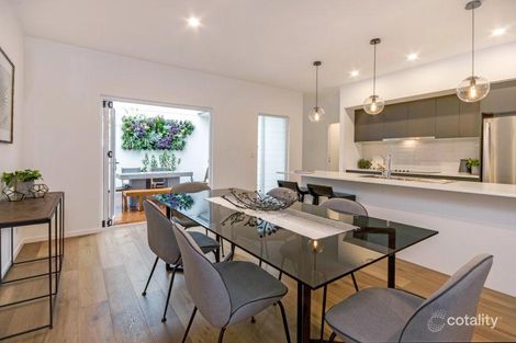 16 Gumtree Pocket Ct, Little Mountain, QLD 4551