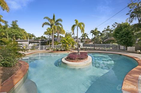 Property photo of 2 Clarence Drive Helensvale QLD 4212