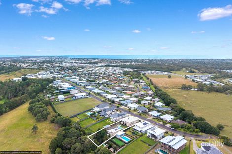 Property photo of 10 Sandy View Drive Nikenbah QLD 4655