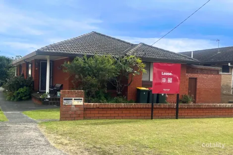 2/60 Osborne Pde, Warilla, NSW 2528