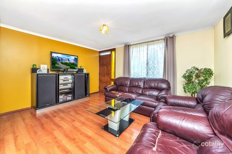 27 Dunn St, Queanbeyan West, NSW 2620