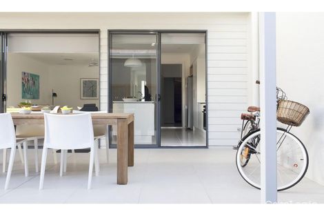 Property photo of 6445 Fairwater Boulevard Blacktown NSW 2148