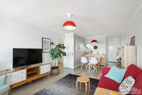 40/75 Stanley St, Scarborough, WA 6019