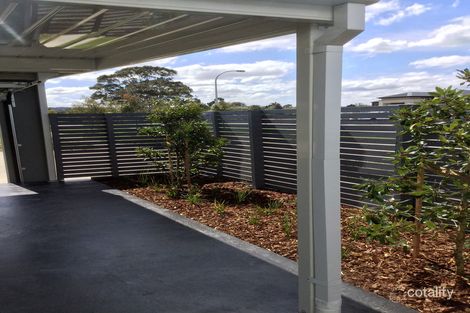 Property photo of 27 Carroll Walk Pakenham VIC 3810