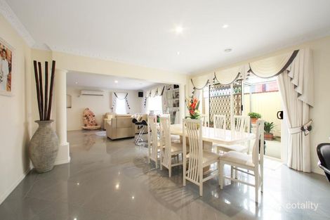 Property photo of 3 Jonathan Place Rowville VIC 3178