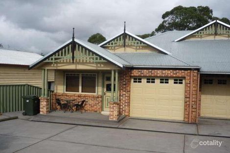 42 Macquarie Rd, Springwood, NSW 2777