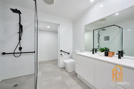 Property photo of 22 Cheviot Avenue Berwick VIC 3806