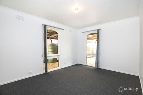 Property photo of 16 Bruce Street Cranbourne VIC 3977