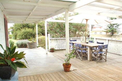 Property photo of 2 Seaview Avenue Middleton SA 5213