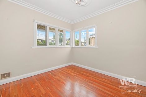 Property photo of 4 William Street Yakamia WA 6330