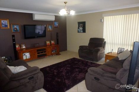 Property photo of 15 Toucan Close Cameron Park NSW 2285