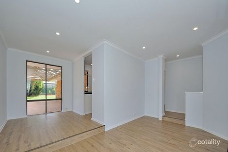 Property photo of 33 Armstrong Way Noranda WA 6062