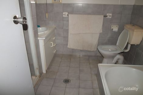 Property photo of 2 Japonica Place Narrandera NSW 2700