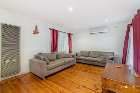 Property photo of 11 Ironbark Grove Burnside Heights VIC 3023
