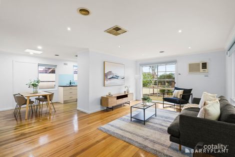 Property photo of 14 Highcombe Crescent St Albans VIC 3021
