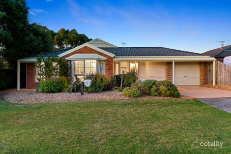 Property photo of 4 Rowena Place Mount Martha VIC 3934