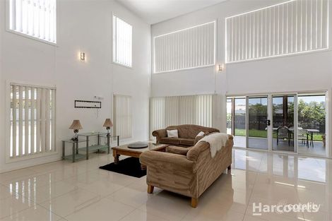 Property photo of 3 Estramina Road Regents Park QLD 4118