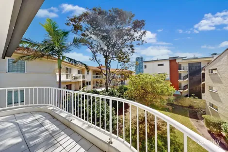 12/156 Surf Pde, Broadbeach, QLD 4218