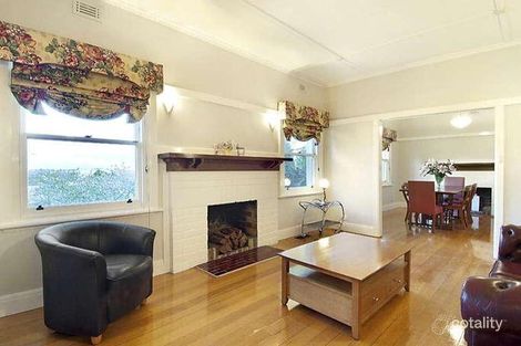 Property photo of 5 North Avenue Strathmore VIC 3041