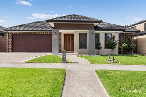 Property photo of 73 Trillium Boulevard Mickleham VIC 3064