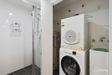 Property photo of 2/12 Challis Street Dickson ACT 2602