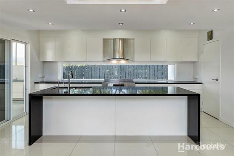 Property photo of 3 Estramina Road Regents Park QLD 4118