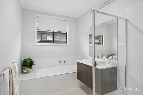 Property photo of 46 Minorca Circuit Hamlyn Terrace NSW 2259