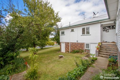 2/145 Kirkwood St, Armidale, NSW 2350