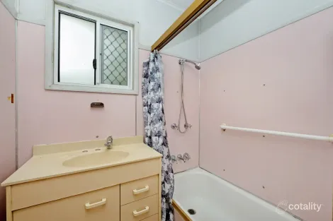 Property photo of 446 Ross River Road Cranbrook QLD 4814