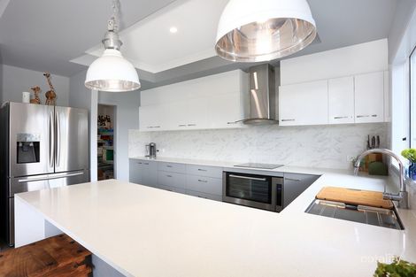 Property photo of 6 Valleyview Drive Mount Nathan QLD 4211