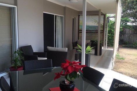 Property photo of 9 Whitehaven Place Banksia Beach QLD 4507