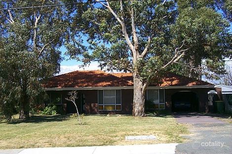 90 Davilak Ave, Hamilton Hill, WA 6163