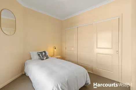 Property photo of 4/159 Gladstone Road Dandenong North VIC 3175